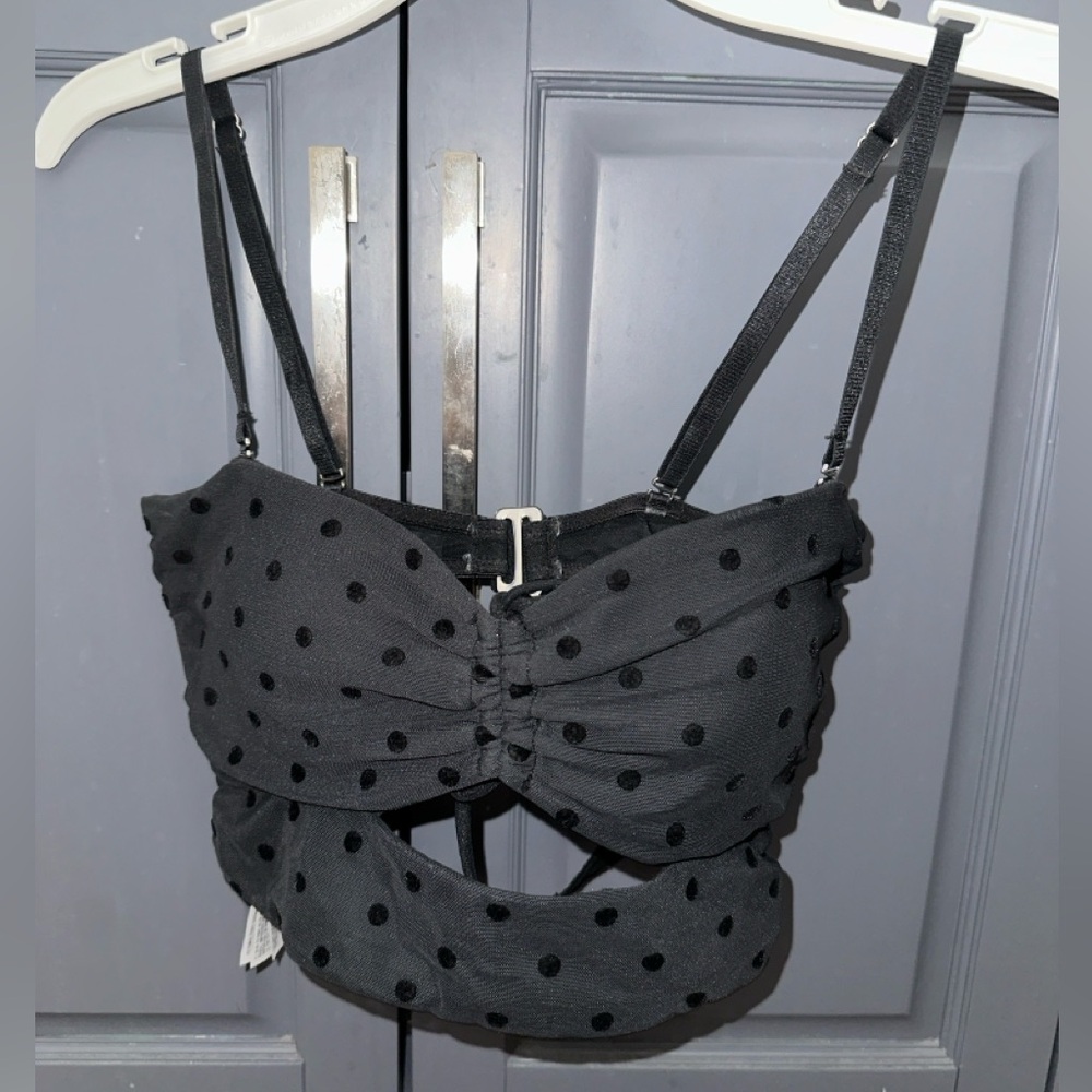 black women’s cutout cropped tank